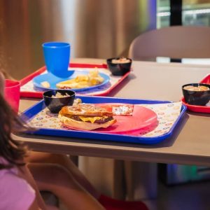 Niños-Comiendo-3